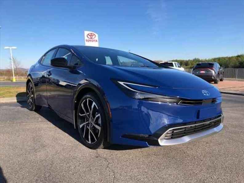 2024 Toyota Prius Prime XSE Premium's photo