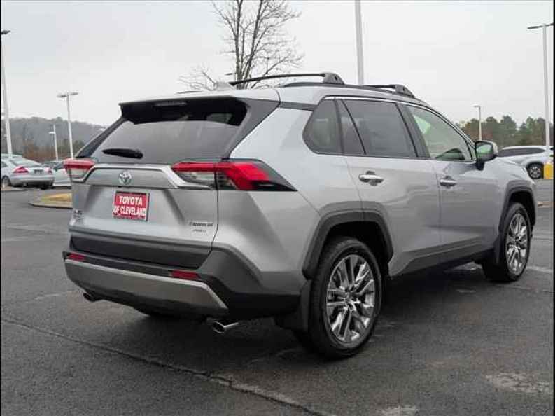 2025 Toyota RAV4 Limited - Photo 5