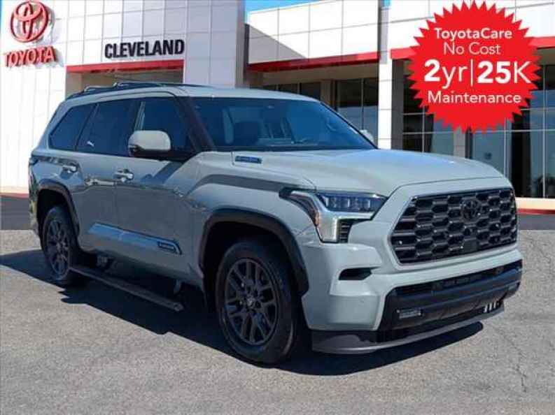 2026 Toyota Sequoia Platinum 4WD i-FORCE MAX Hybrid's photo