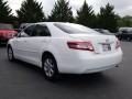 2010 Toyota Camry LE, 518987, Photo 2