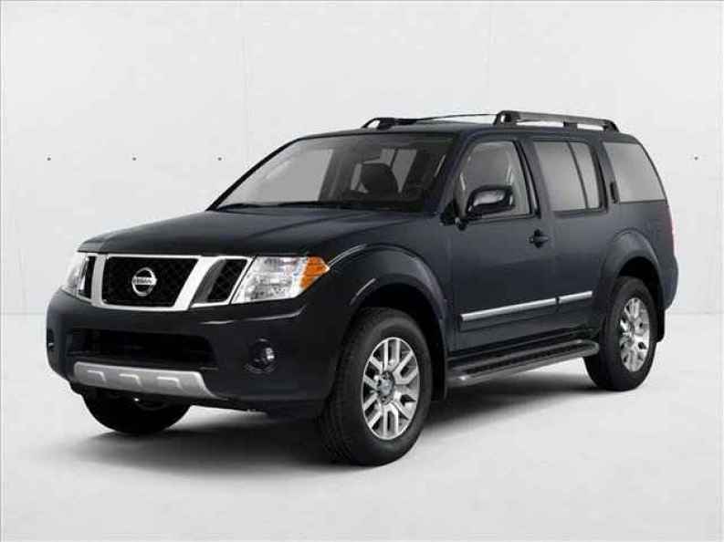 2011 Nissan Pathfinder S 4x2 FE+'s photo