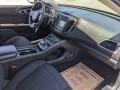 2015 Chrysler 200 4-door Sedan Limited FWD, FN709912, Photo 20