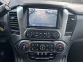 2017 Chevrolet Suburban 4WD 4-door 1500 LT, HR112978, Photo 16