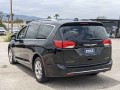 2017 Chrysler Pacifica Limited FWD, HR506032, Photo 9