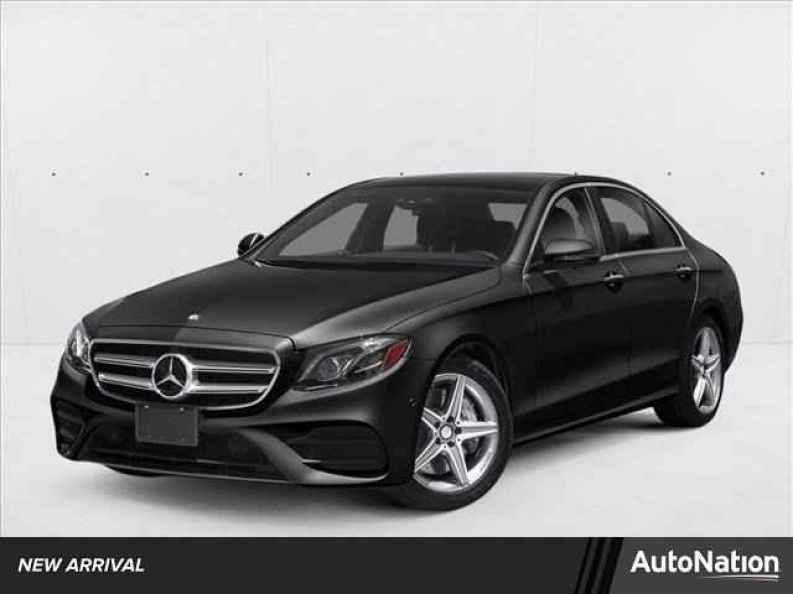 2017 Mercedes-Benz E-Class E300's photo