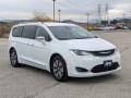2020 Chrysler Pacifica Hybrid Limited FWD, LR251213, Photo 3