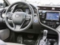 2020 Toyota Camry Hybrid SE CVT, LU016681P, Photo 11