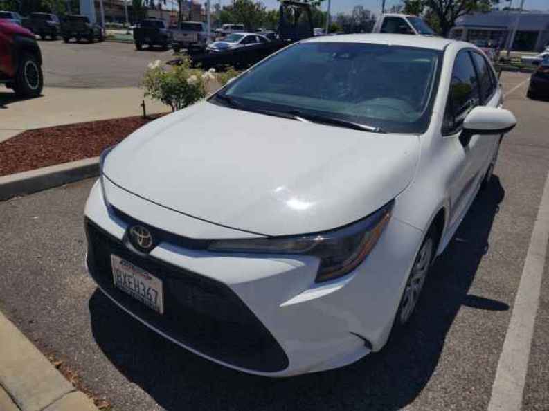2021 Toyota Corolla LE - Photo 1