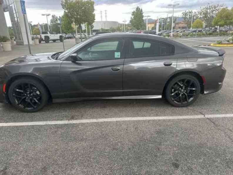2022 Dodge Charger GT - Photo 2