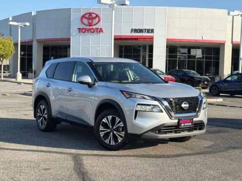 2022 Nissan Rogue SV AWD's photo