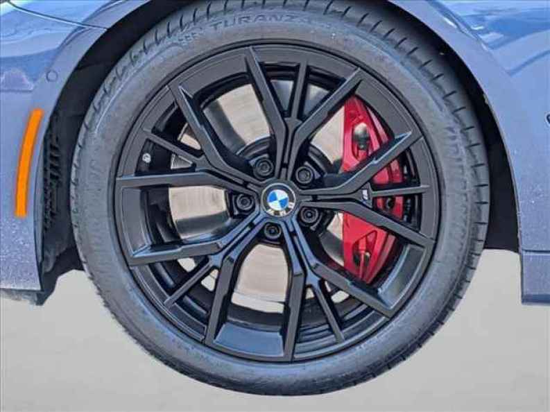 2023 BMW 5 Series M550i - Photo 25