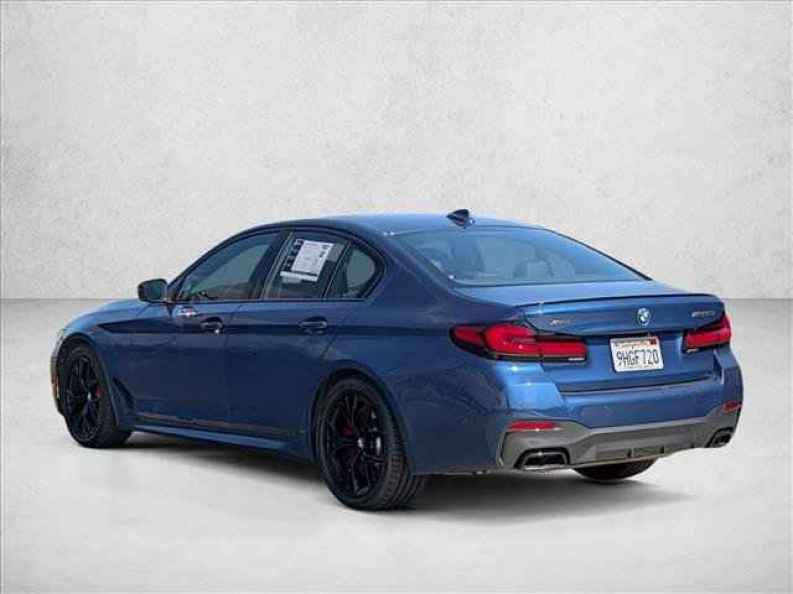 2023 BMW 5 Series M550i - Photo 8