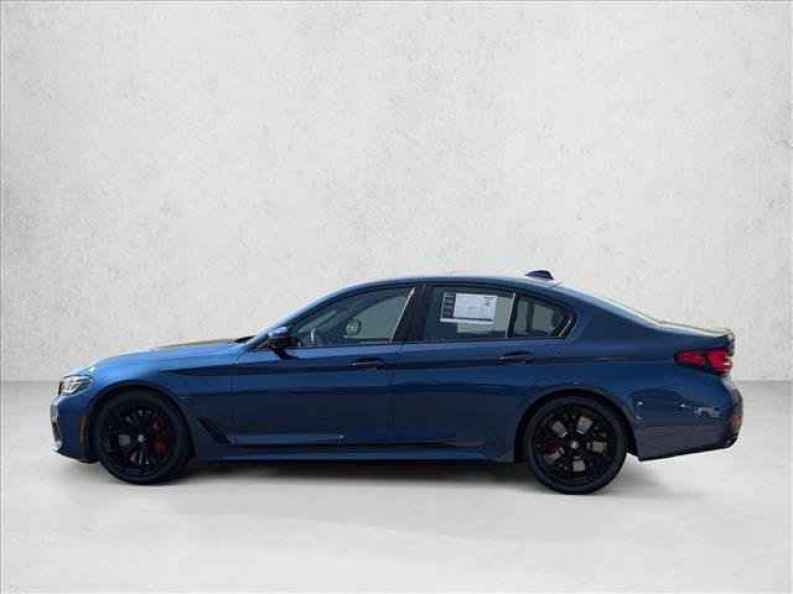 2023 BMW 5 Series M550i - Photo 9