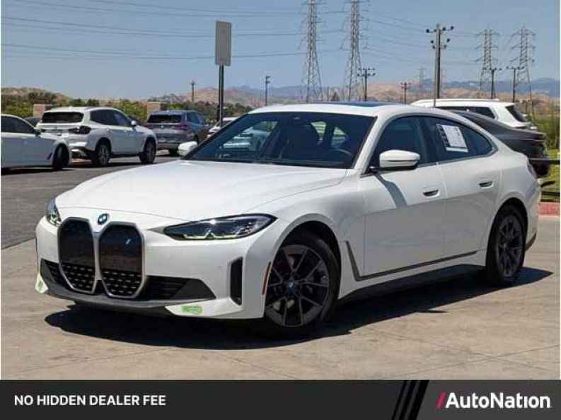 2023 BMW i4 eDrive35's photo