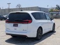 2023 Chrysler Pacifica Hybrid Limited FWD, PR501633, Photo 2