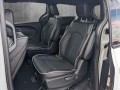 2023 Chrysler Pacifica Hybrid Limited FWD, PR503165, Photo 17