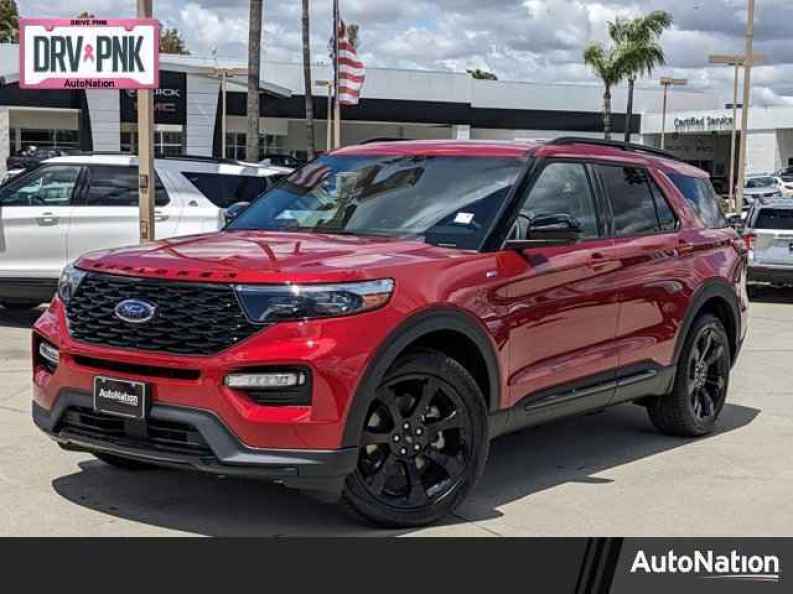 2023 Ford Explorer ST-LINE RWD's photo