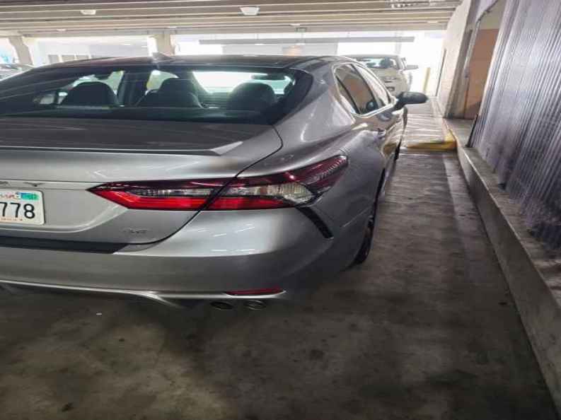 2023 Toyota Camry SE - Photo 2