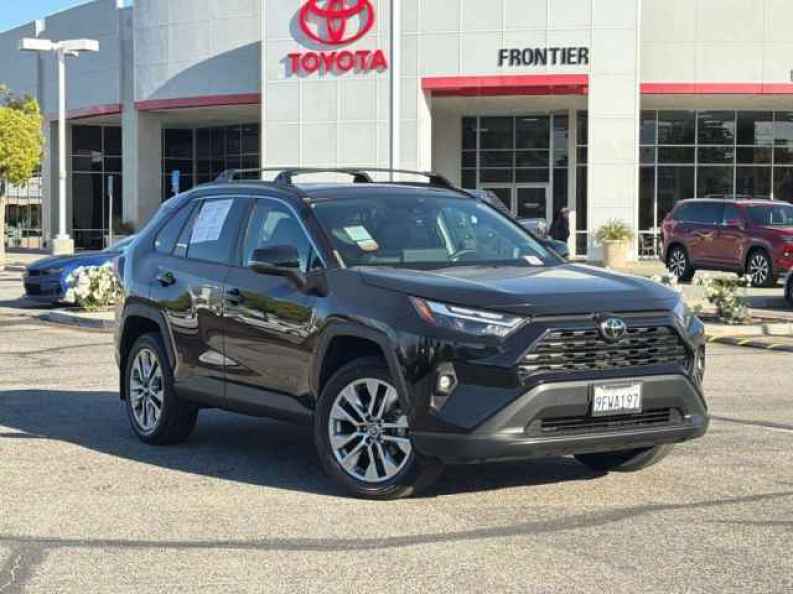 2023 Toyota RAV4 XLE Premium - Photo 1