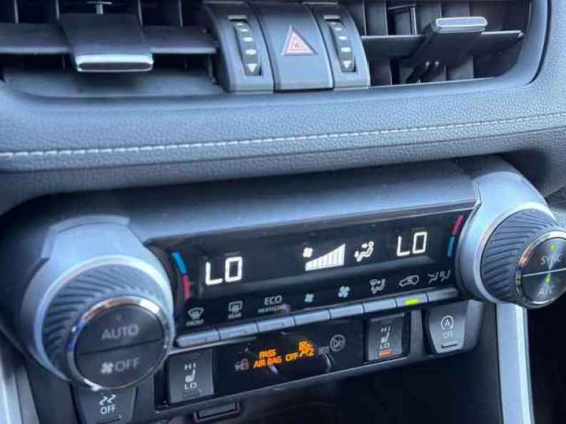 2023 Toyota RAV4 XLE Premium - Photo 16