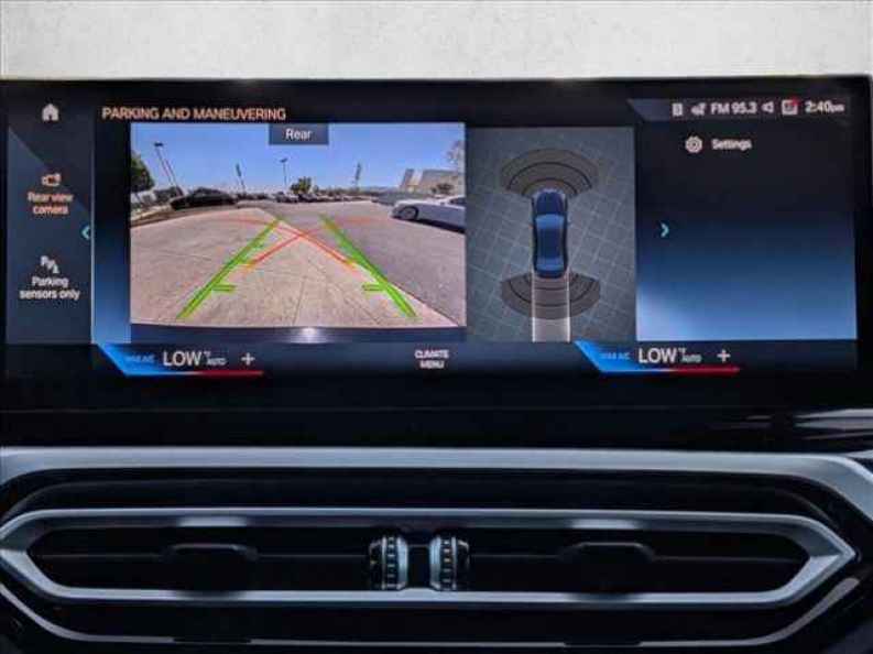 2024 BMW 3 Series 330i - Photo 14