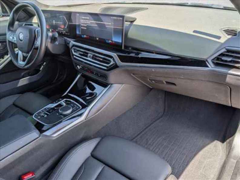 2024 BMW 3 Series 330i - Photo 23
