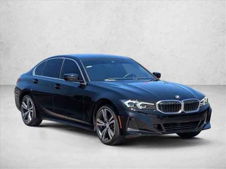 2024 BMW 3 Series 330i - Photo 3