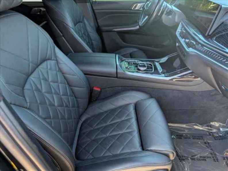 2024 BMW X7 40i - Photo 24