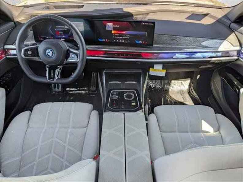2024 BMW i7 Base - Photo 15