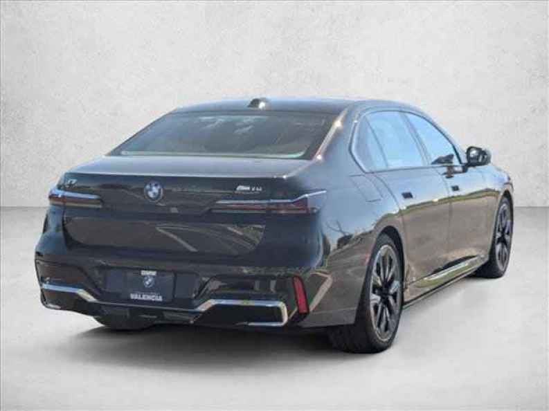 2024 BMW i7 Base - Photo 2