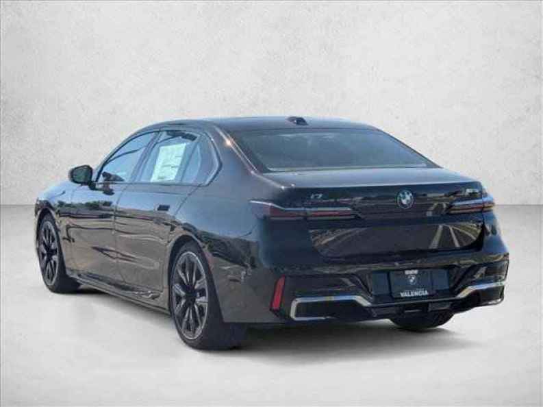 2024 BMW i7 Base - Photo 9