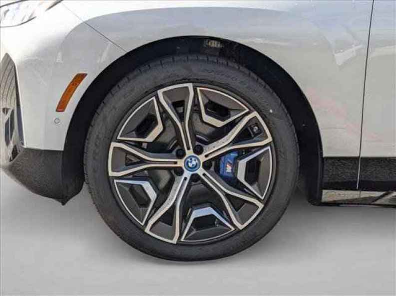 2024 BMW iX Base - Photo 10