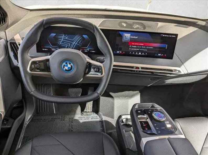 2024 BMW iX Base - Photo 15