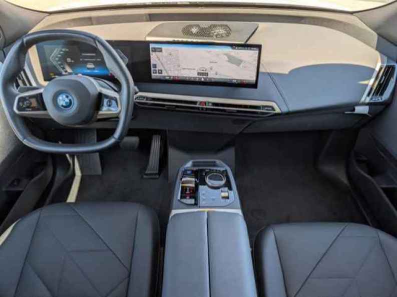 2024 BMW iX Base - Photo 19