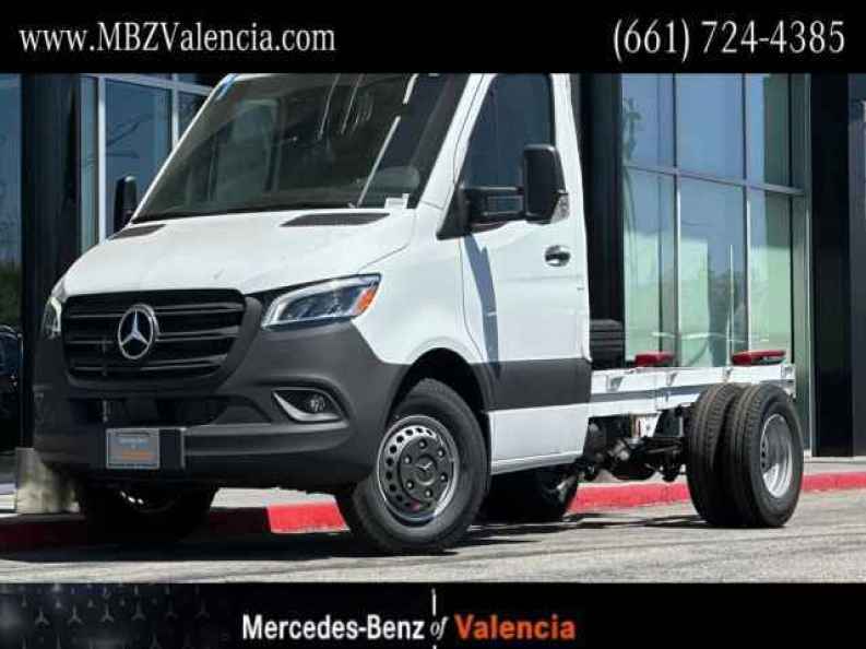 2024 Mercedes-Benz Sprinter 4500 144 WB HO's photo