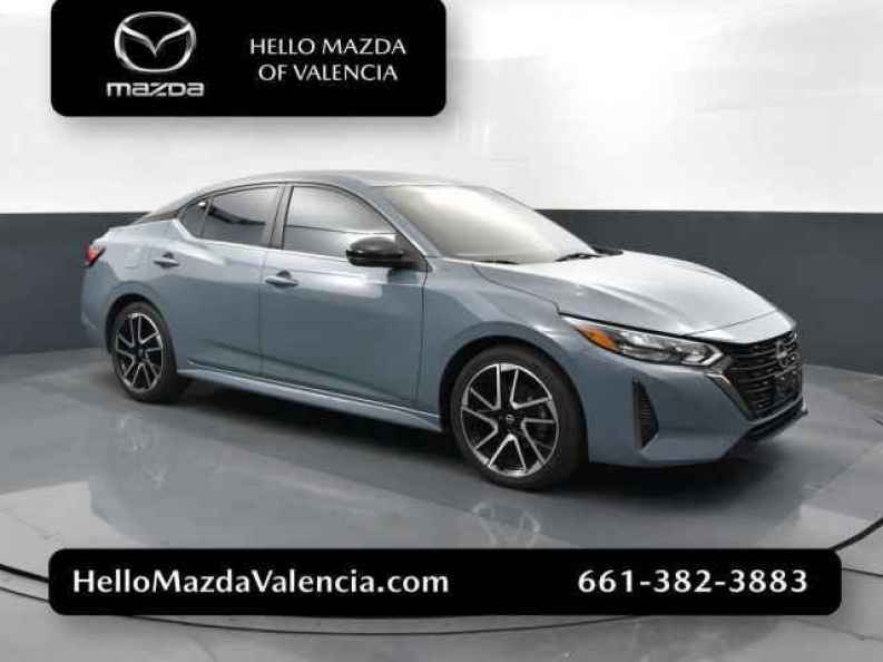2024 Nissan Sentra SR CVT's photo