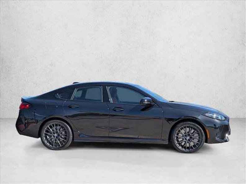 2025 BMW 2 Series M235 - Photo 4