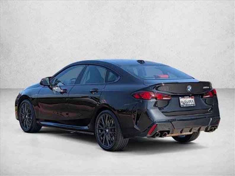 2025 BMW 2 Series M235 - Photo 8