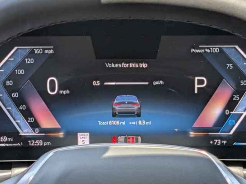 2025 BMW 3 Series 330i - Photo 11