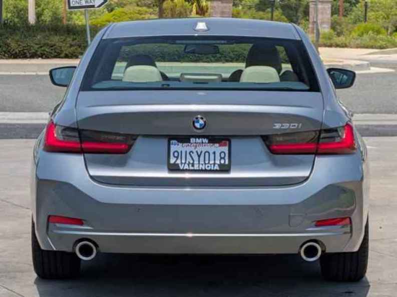 2025 BMW 3 Series 330i - Photo 7