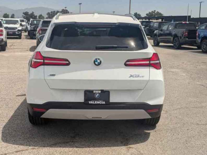 2025 BMW X3 30 - Photo 8
