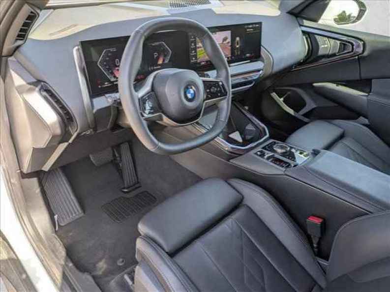 2025 BMW X3 30 - Photo 10