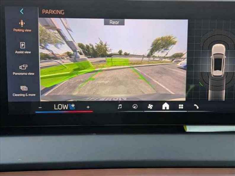2025 BMW X3 30 - Photo 13