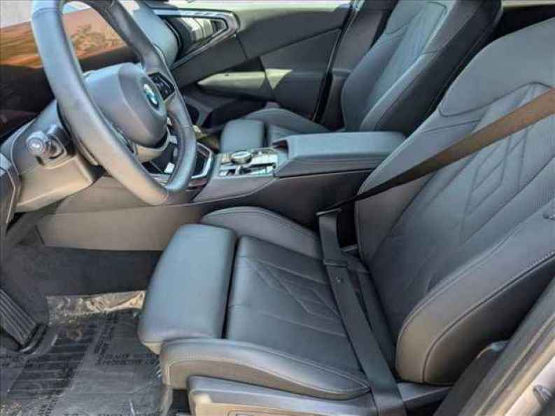 2025 BMW X3 30 - Photo 16