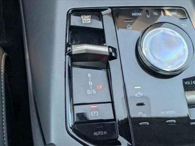 2025 BMW X3 30 - Photo 12