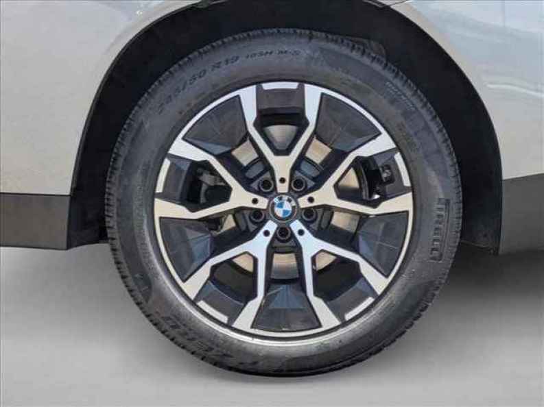 2025 BMW X3 30 - Photo 22