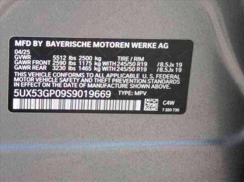 2025 BMW X3 30 - Photo 24