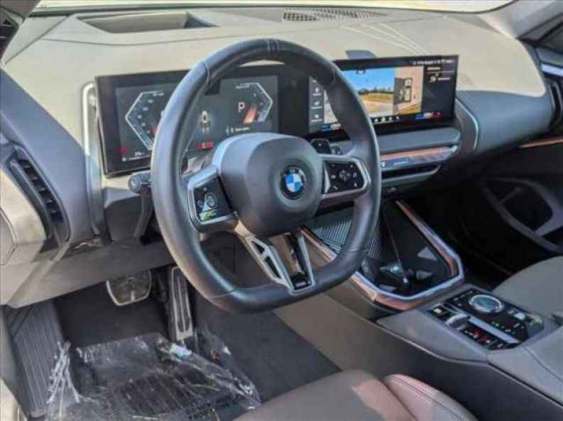 2025 BMW X3 30 - Photo 10