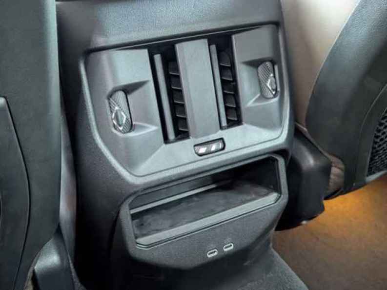 2025 BMW X3 30 - Photo 18