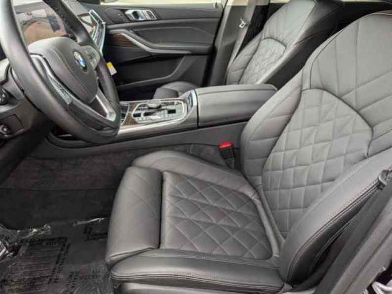 2025 BMW X7 40i - Photo 17